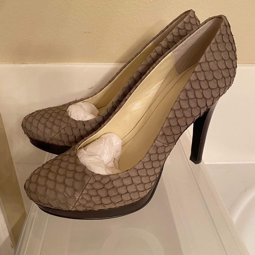 Calvin Klein pumps